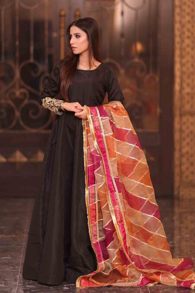 Royal black – Sarwar Jaan